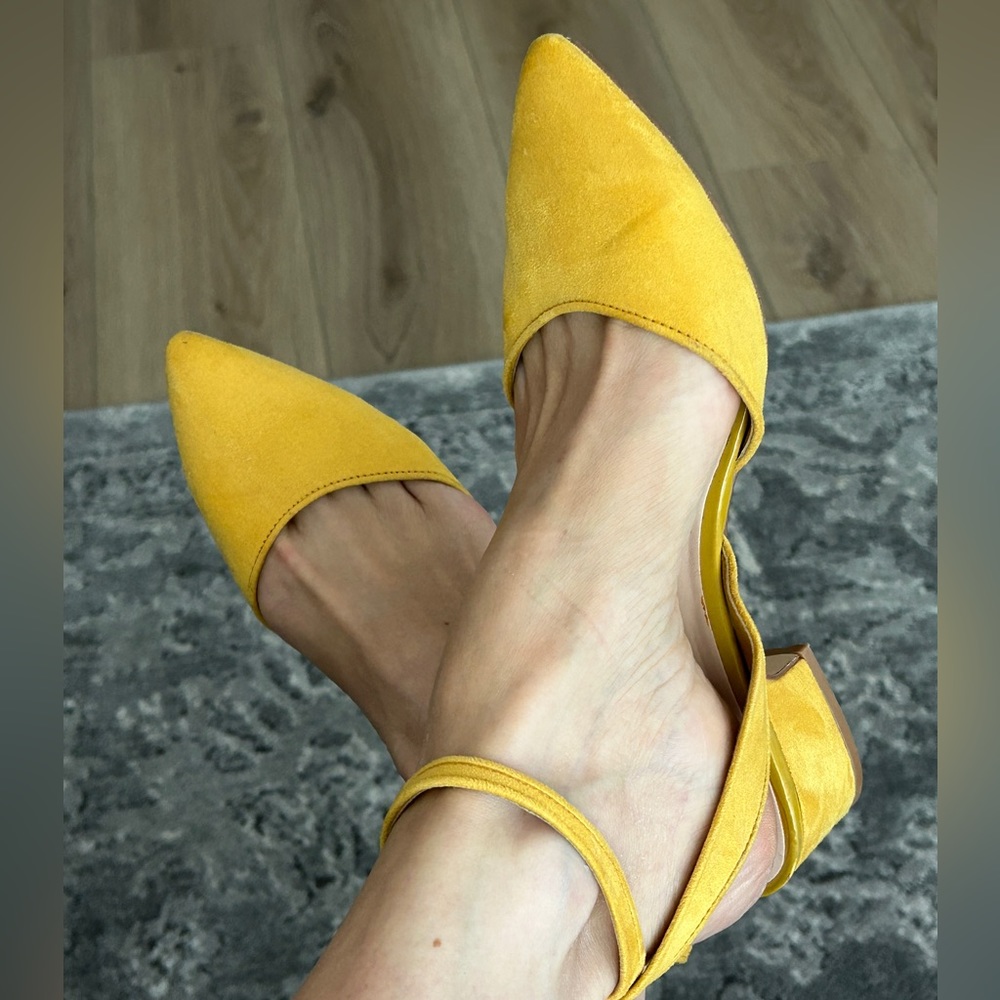 ALDO yellow pumps block heel